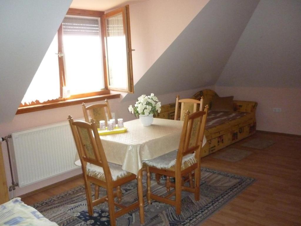 Barbara Apartmanház Kehidakustány Exterior foto